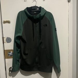 The North Face Dark Green & Black Full-Zip Performance Hoodie size L